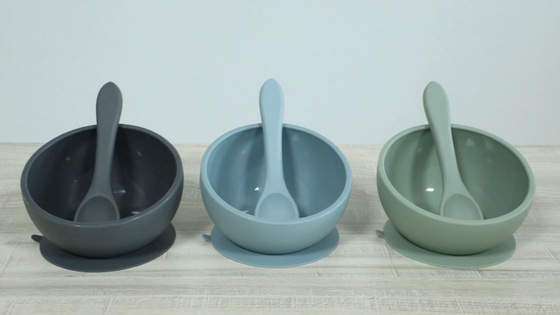 Easy To Clean Silicone Suction Bowl Suitable For Microwave And Dishwasher