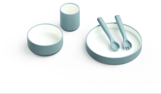 Newly Designed Contrasting Colors Silicone Baby Feeding Set for Dinner