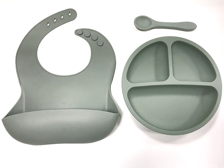 Customized Logo Functional Silicone Baby Bib Silicone Suction Weaning Set